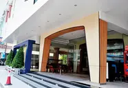 Flipper Lodge