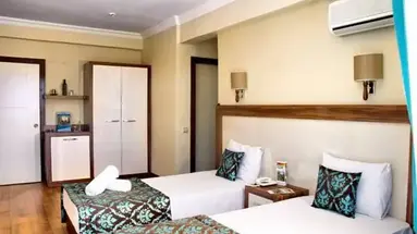 Flora Suites