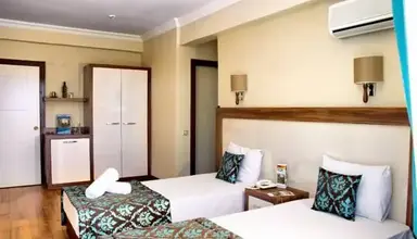 Flora Suites