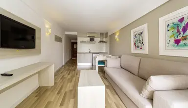 Floramar Aparthotel