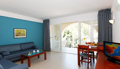 Floramar Aparthotel