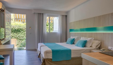 Floramar Aparthotel