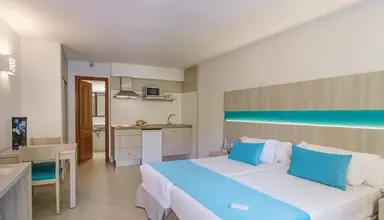 Floramar Aparthotel
