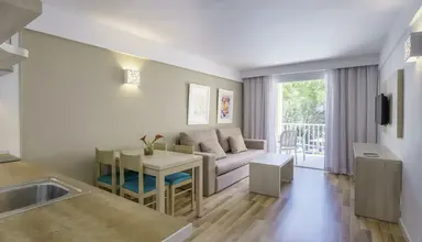 Floramar Aparthotel