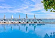 Floria Beach