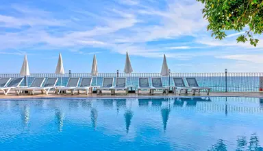 Floria Beach