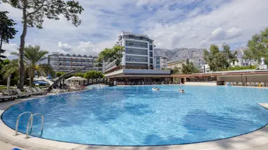 Fore Resort & Spa