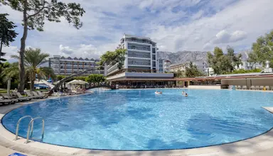 Fore Resort & Spa