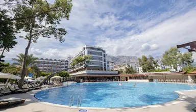 Fore Resort & Spa