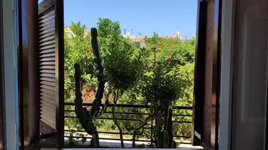 Fotula Apartments