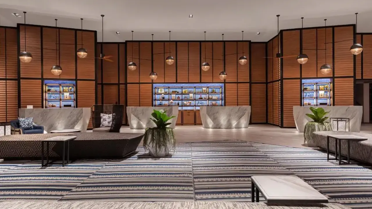 Four Points by Sheraton Phuket Patong Beach Resort