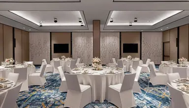 Four Points by Sheraton Phuket Patong Beach Resort