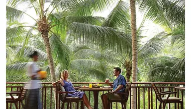 Four Seasons at Sayan