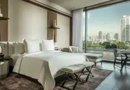 Four Seasons Hotel Bangkok at Chao Phraya River