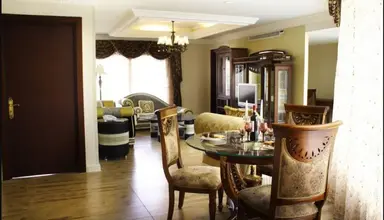 Four Seasons Place