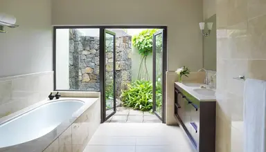 Four Seasons Resort at Anahita