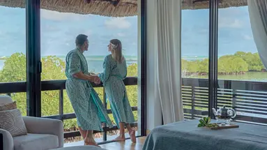 Four Seasons Resort at Anahita