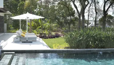 Four Seasons Resort at Anahita