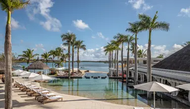 Four Seasons Resort at Anahita