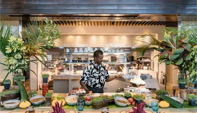 Four Seasons Resort at Anahita