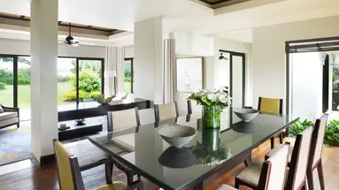 Four Seasons Resort at Anahita