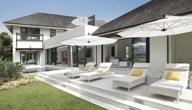 Four Seasons Resort at Anahita
