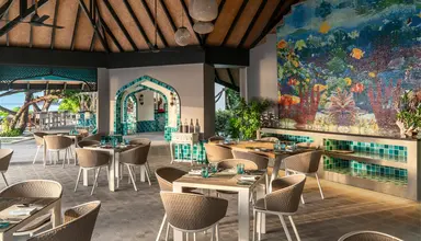 Four Seasons Resort Kuda Huraa
