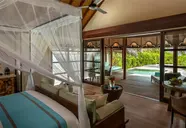 Four Seasons Resort Kuda Huraa