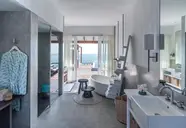 Four Seasons Resort Landaa Giraavaru