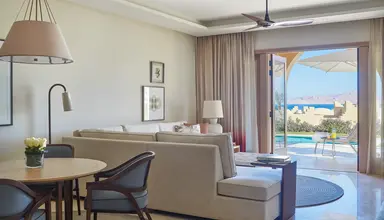 Four Seasons Resort