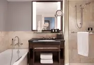 Four Seasons (Sydney)