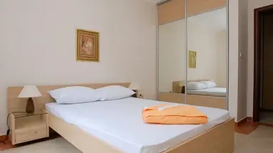 Franeta Apartments