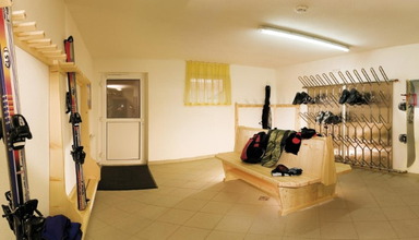 Franz-Josef Apart