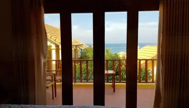 Free Beach Resort