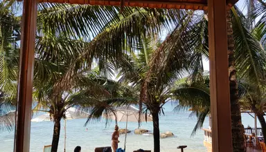 Free Beach Resort
