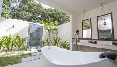 Furaveri Island Resort
