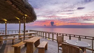 Furaveri Island Resort