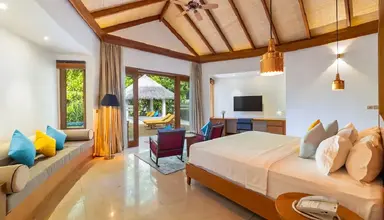 Furaveri Island Resort