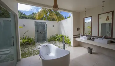 Furaveri Island Resort