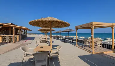 Gaia Royal