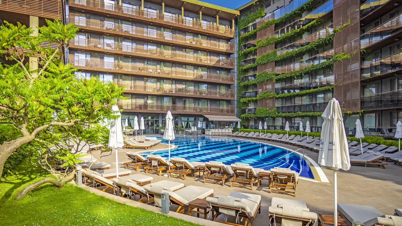 Galeon Residence & SPA
