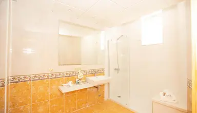 Gara Suites