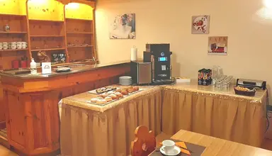Garni Caravasc