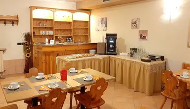 Garni Caravasc