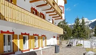 Garni Letizia