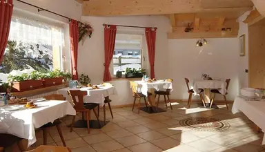 Garni Letizia