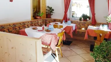Garni Letizia
