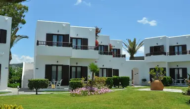 Geraniotis Beach