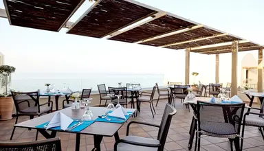 Giannoulis Grand Bay Beach Resort