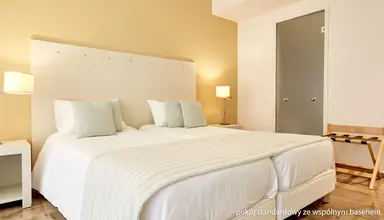 Giannoulis Grand Bay Beach Resort